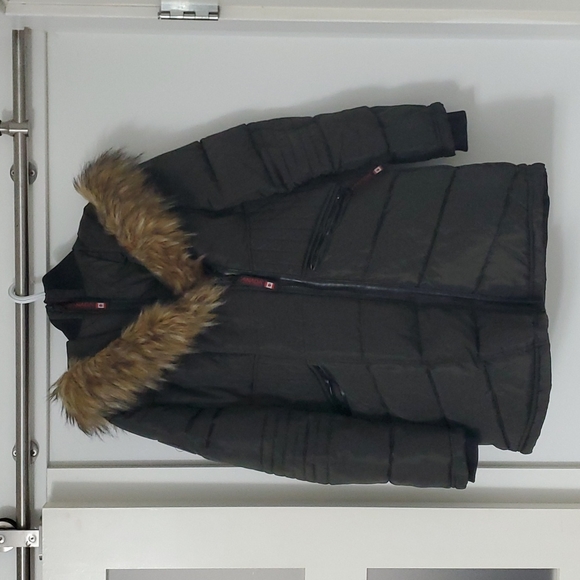 Winter Jacket - Picture 1 of 4